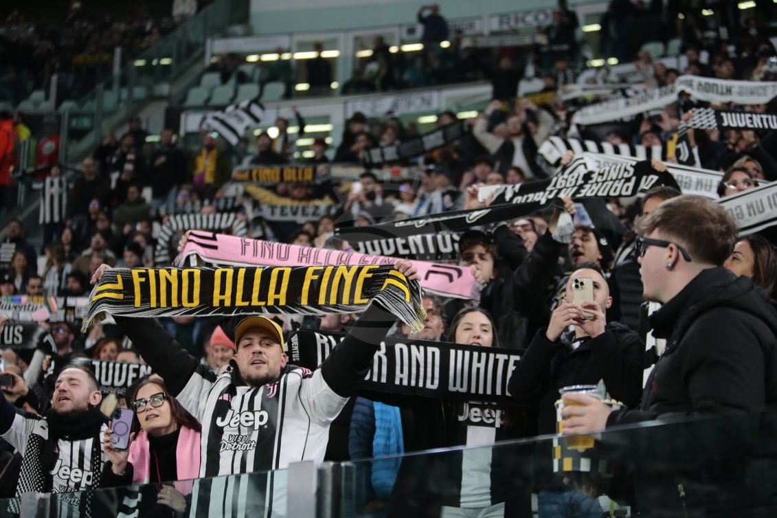 Piłka Nożna: Serie A. Juventus FC - Pisa SC. - Agencja Fotograficzna