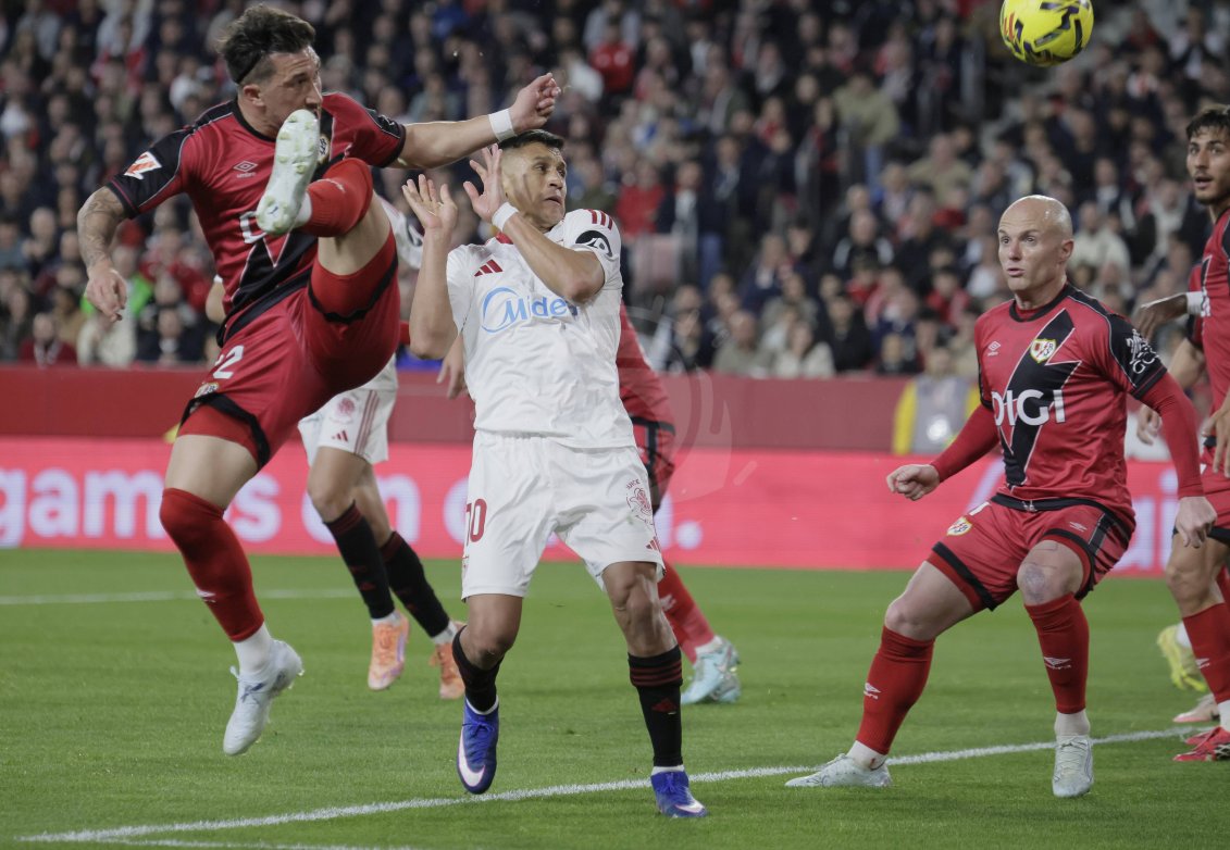 Piłka Nożna: La Liga. Sevilla - Rayo Vallecano. - Agencja Fotograficzna
