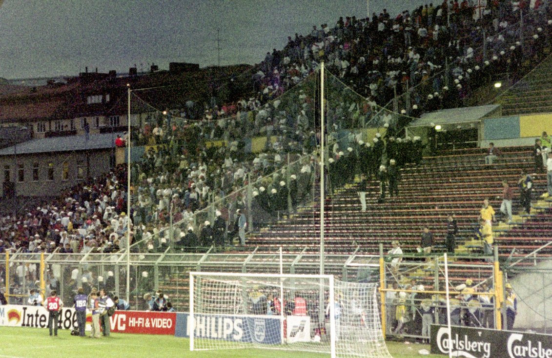 Inne: EURO 92. Djurg?rden. Trening. - Agencja Fotograficzna