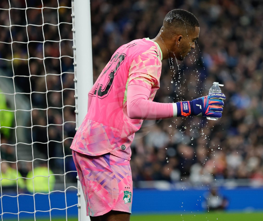 Piłka Nożna: Mecz Towarzyski. Wybrzeże Kości Słoniowej - Szkocja. - Agencja Fotograficzna