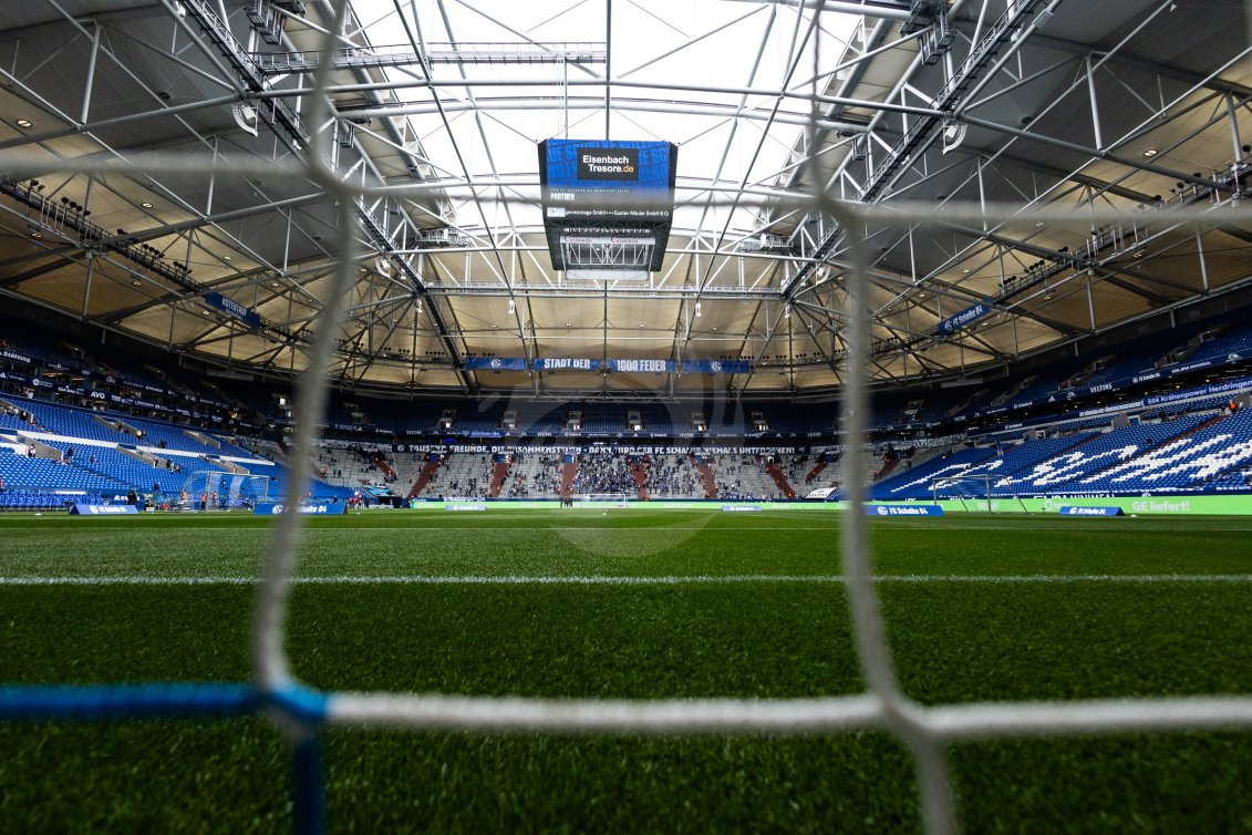 Piłka Nożna: 2. Bundesliga. Schalke 04 - Karlsruher SC. - Agencja Fotograficzna