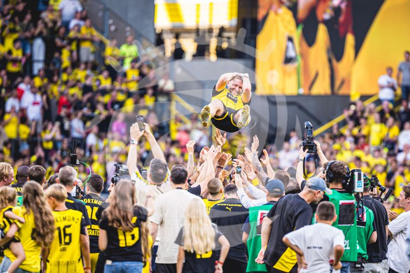 Sport: POZEGNALNY MECZ JAKUBA BLASZCZYKOWSKIEGO I LUKASZA PISZCZKA - Agencja Fotograficzna